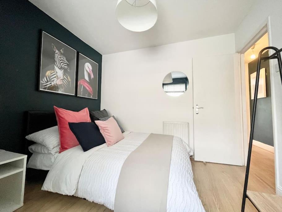 *New* Beautiful 2 Bedroom House In Central Location Londra Esterno foto