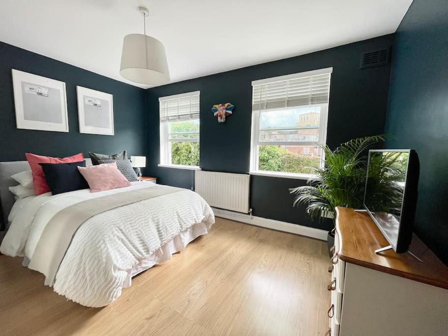 *New* Beautiful 2 Bedroom House In Central Location Londra Esterno foto